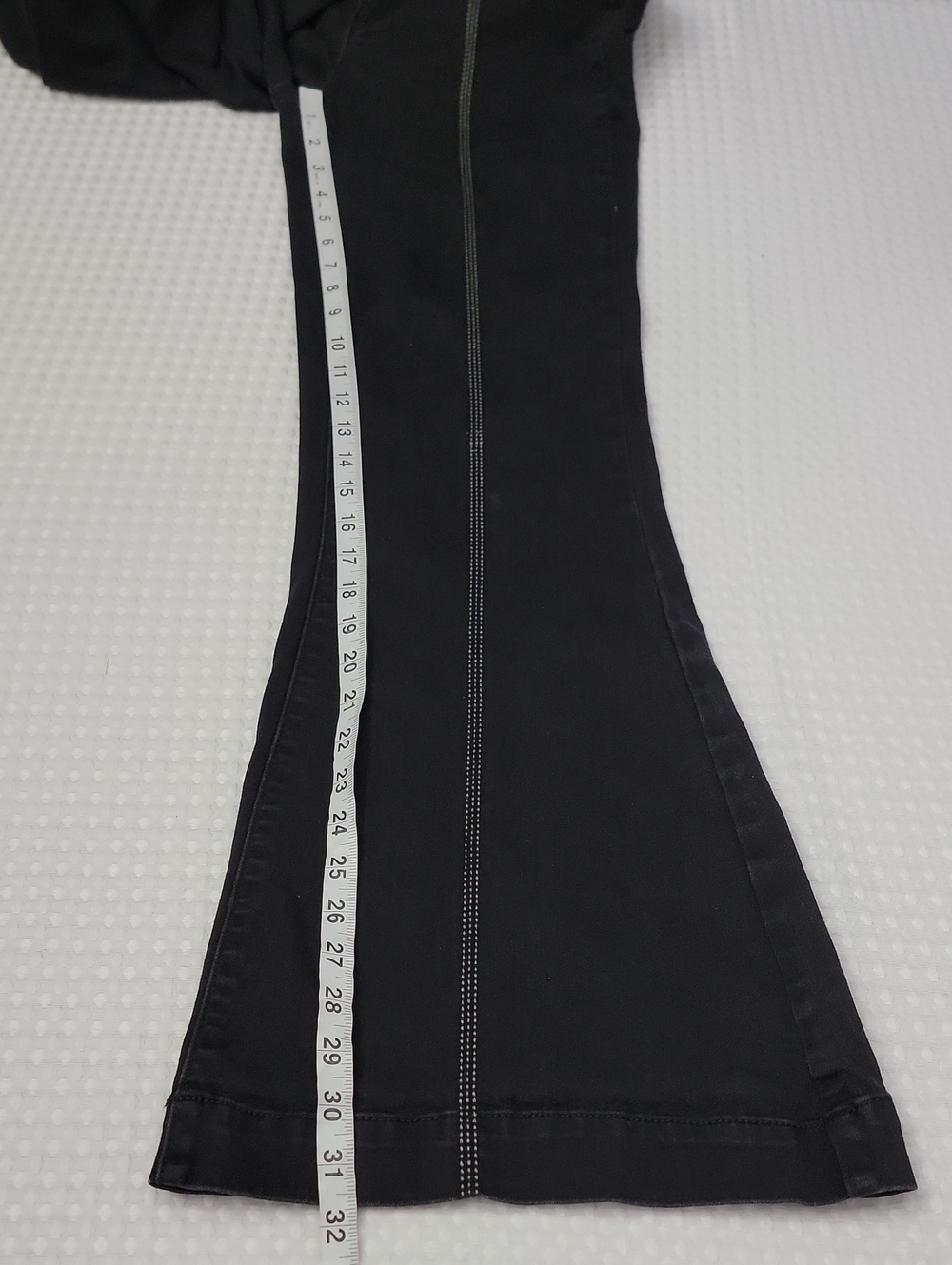 Torrid Sky High Flare Jeans Black Size 10T 10 Tall Super Soft Contrast Stitch - Picture 11 of 12